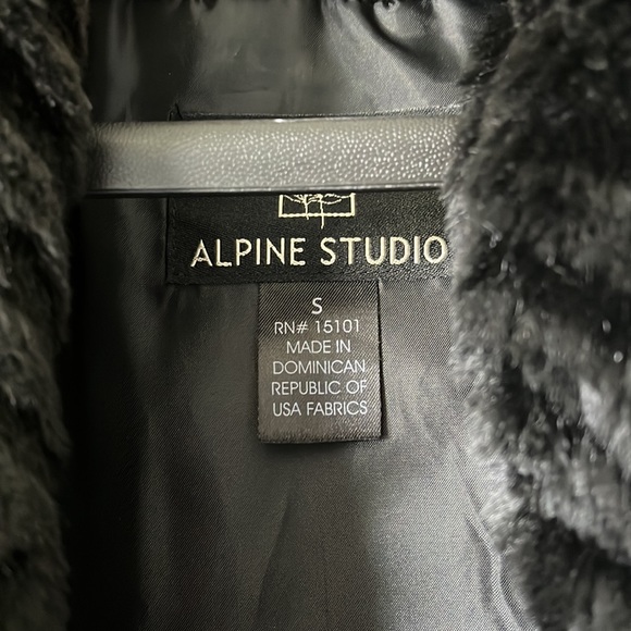 Alpine Studio Jacket - Picture 2 of 7